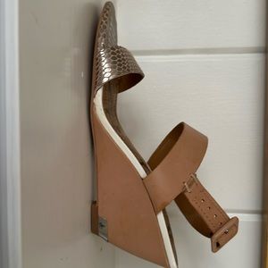 Sam Edelman gold with leather buckle strap dressy sandal